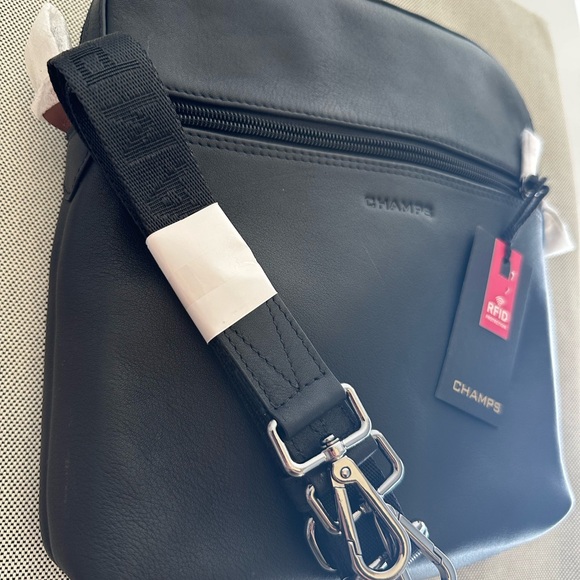 NWT Champs Onyx Leather Crossbody Bag with RFID Protection - Picture 4 of 10